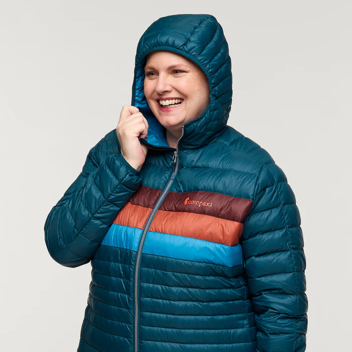 Cotopaxi Women&#39;s Fuego Down Hooded Jacket