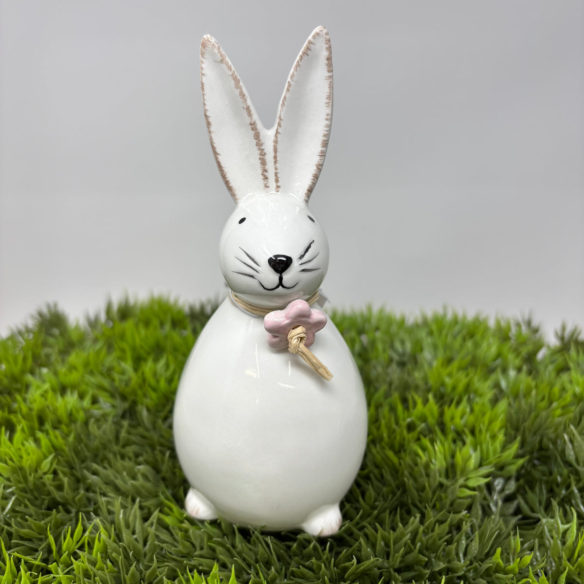 Dolomite Bunny w/ Flower Raffia Bow Figurine