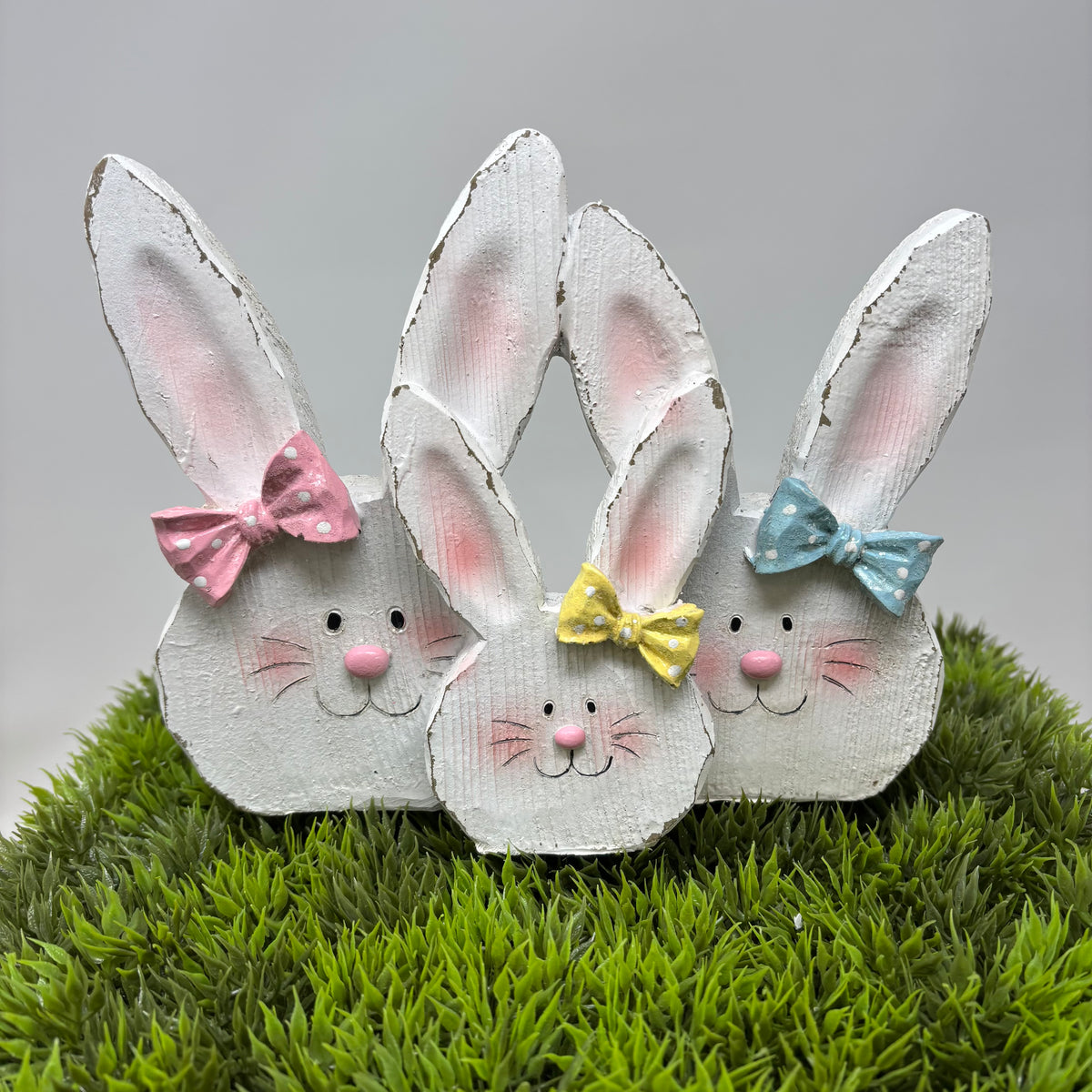 Resin 3 Easter Bunny Heads