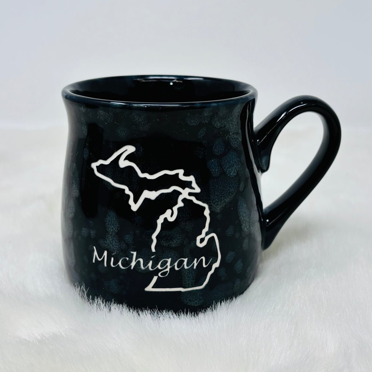 16oz MI Tavern Mug