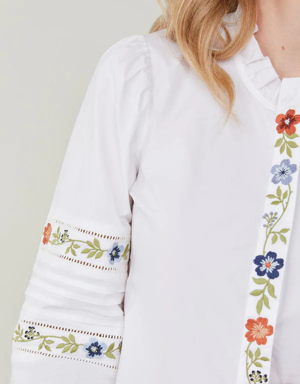 Nila Blouse Gardenia