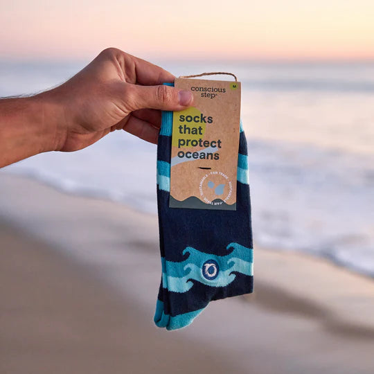 Rolling Waves - Socks That Protect Oceans