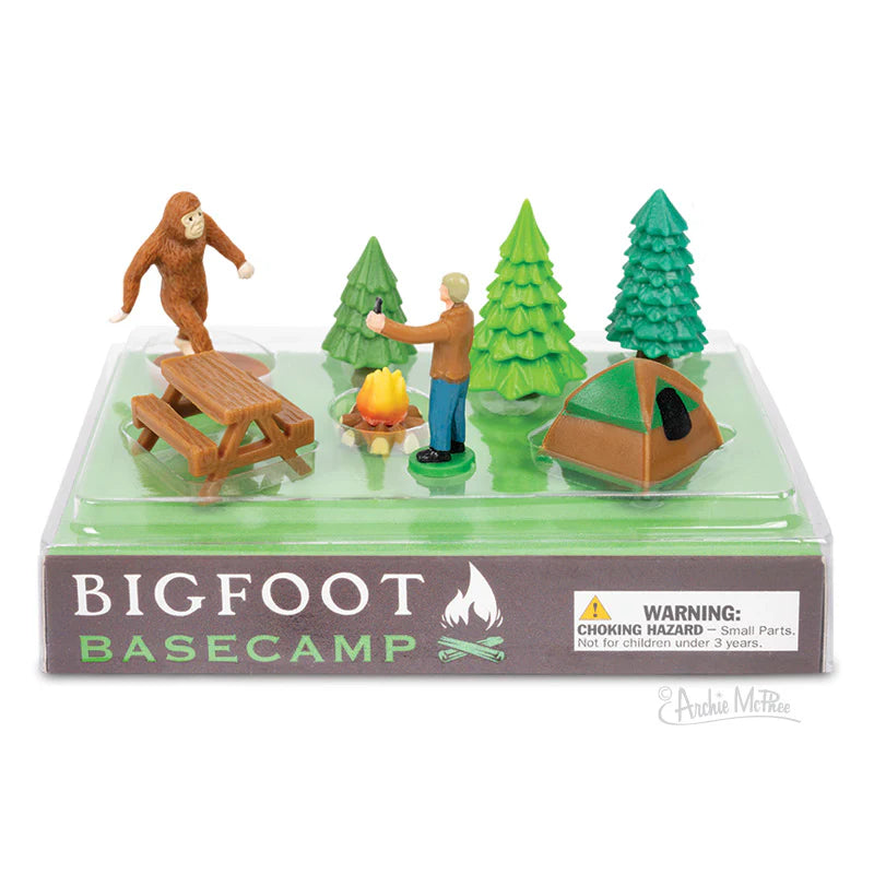 Bigfoot Basecamp Mini Figures Set