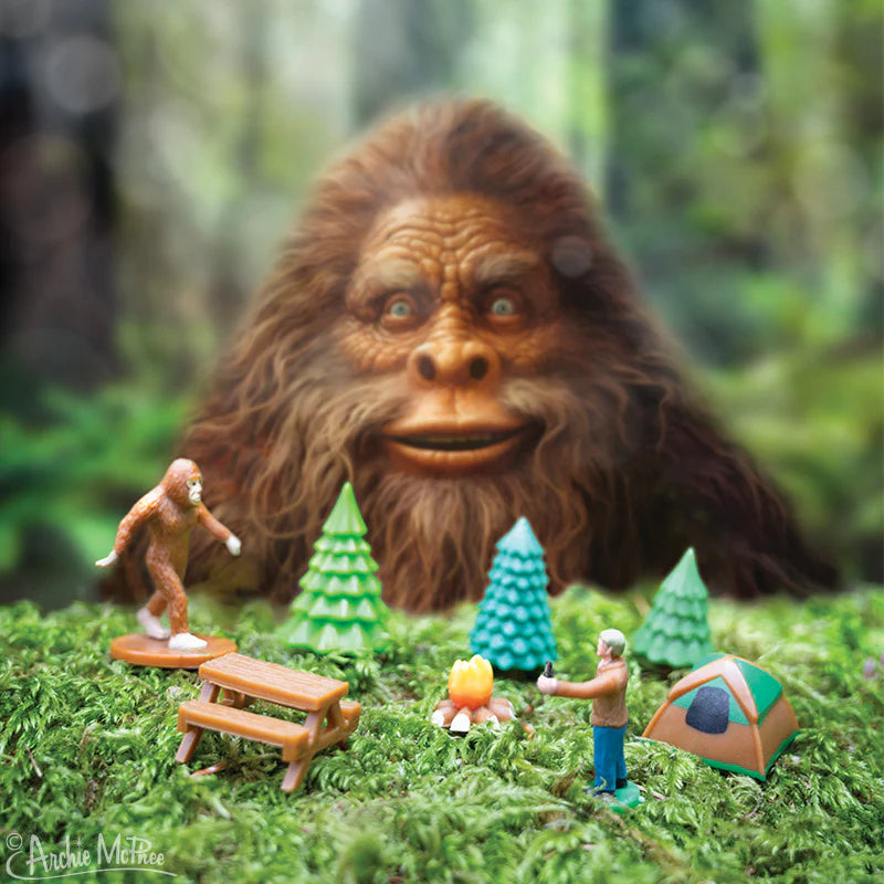 Bigfoot Basecamp Mini Figures Set