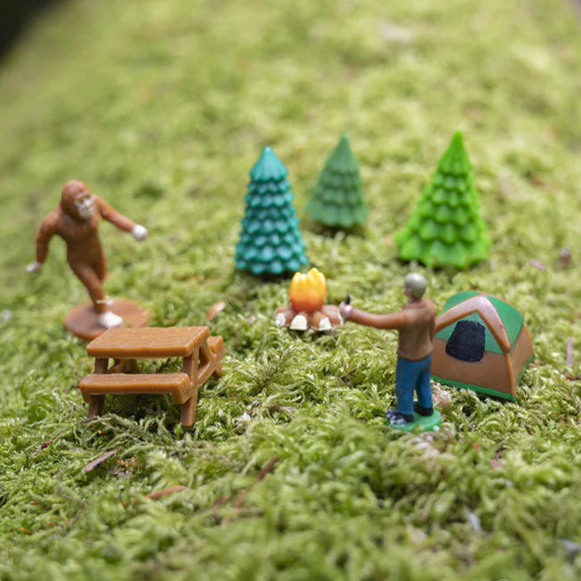 Bigfoot Basecamp Mini Figures Set