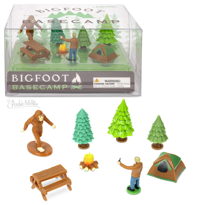 Bigfoot Basecamp Mini Figures Set